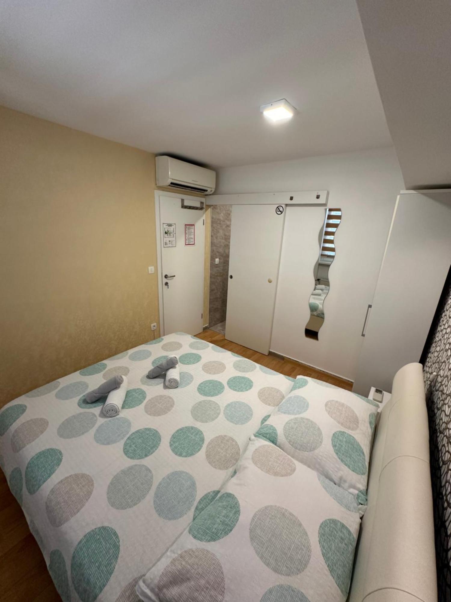 לובליאנה Granada Rooms מראה חיצוני תמונה
