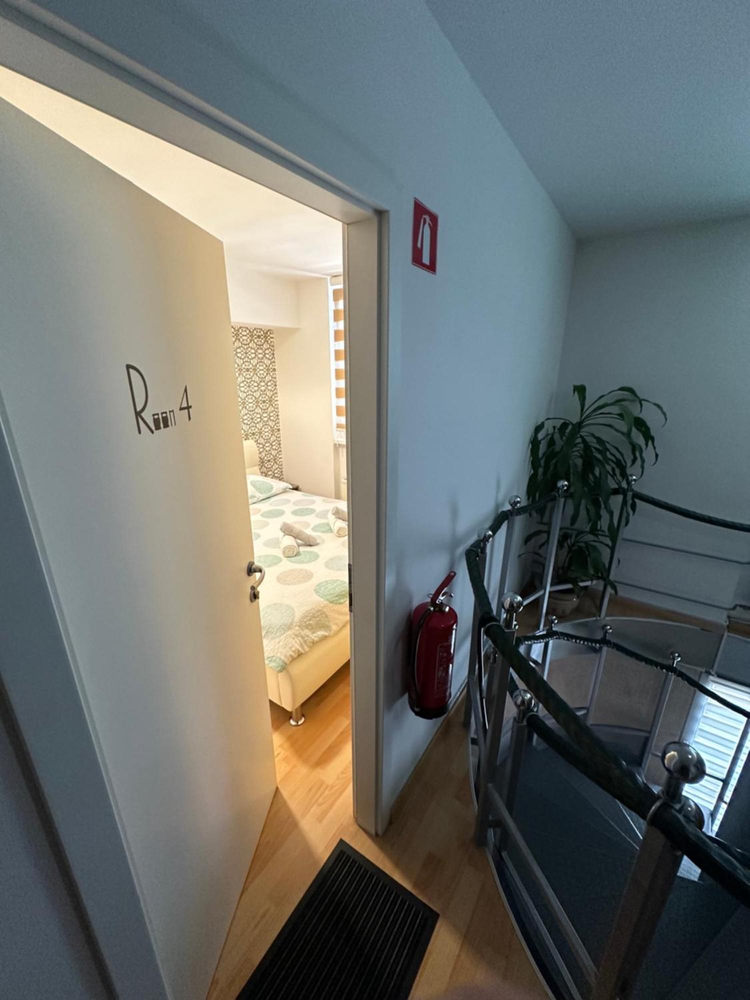 לובליאנה Granada Rooms מראה חיצוני תמונה