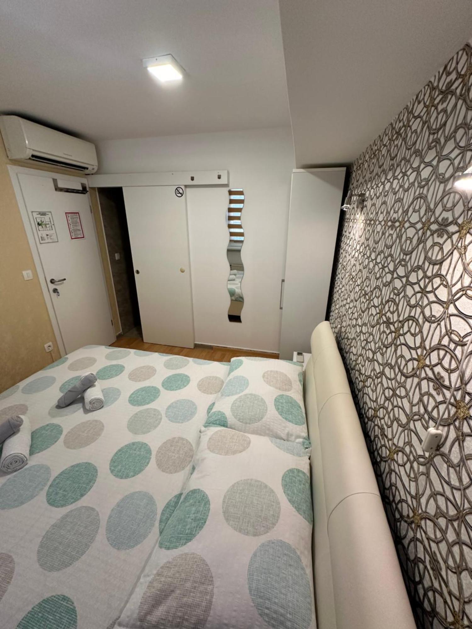 לובליאנה Granada Rooms מראה חיצוני תמונה