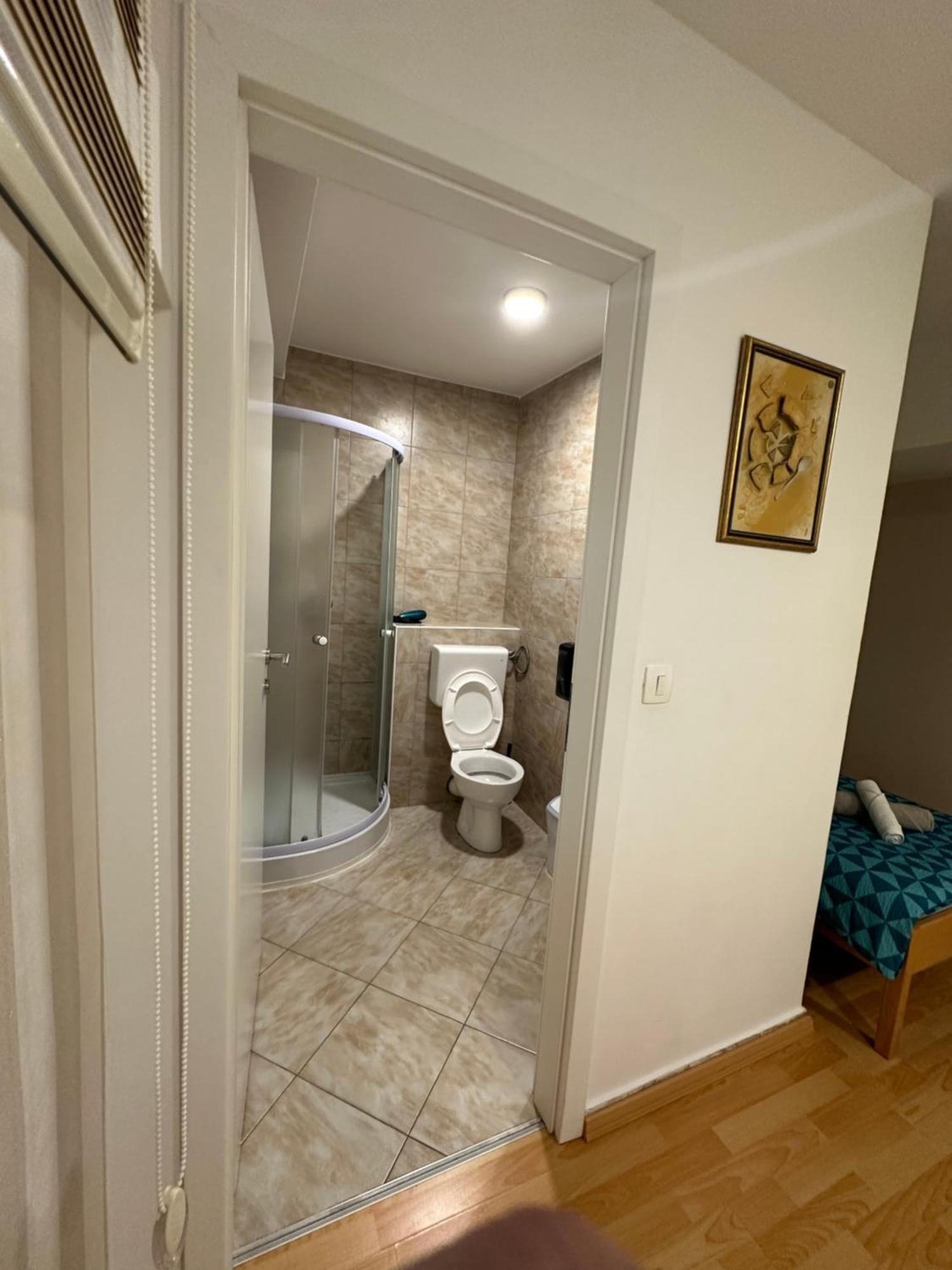 לובליאנה Granada Rooms מראה חיצוני תמונה