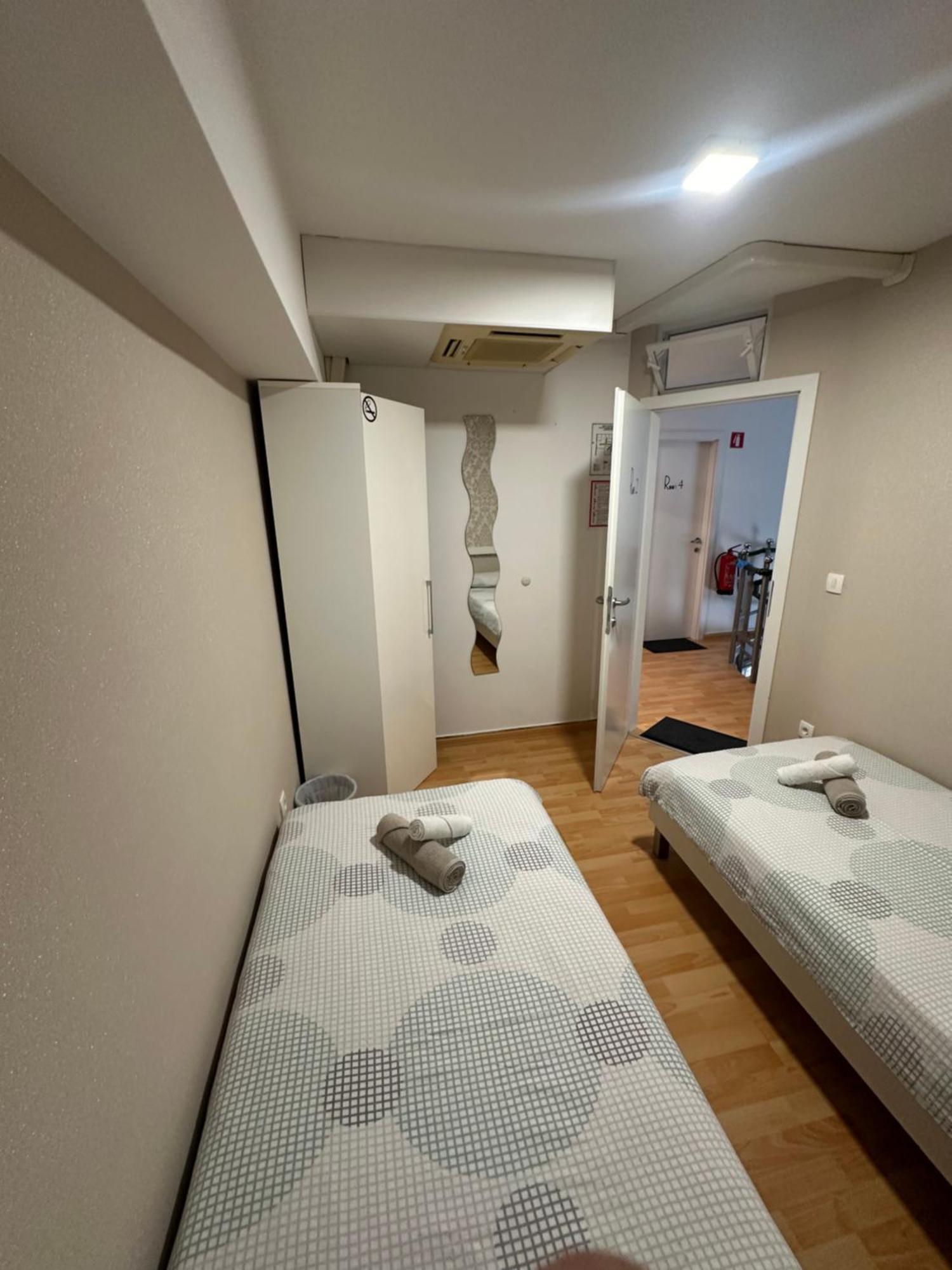 לובליאנה Granada Rooms מראה חיצוני תמונה